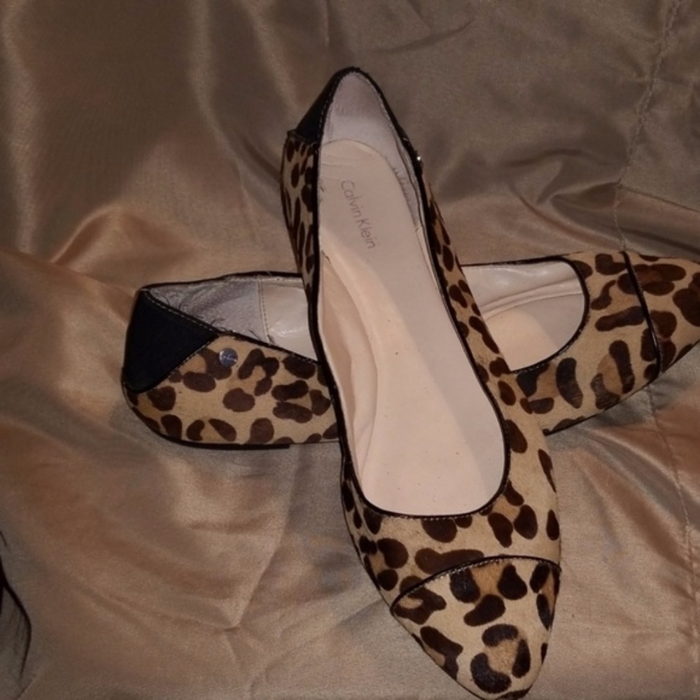 Calvin Klein Leopard Haircalf Flats - Size 11